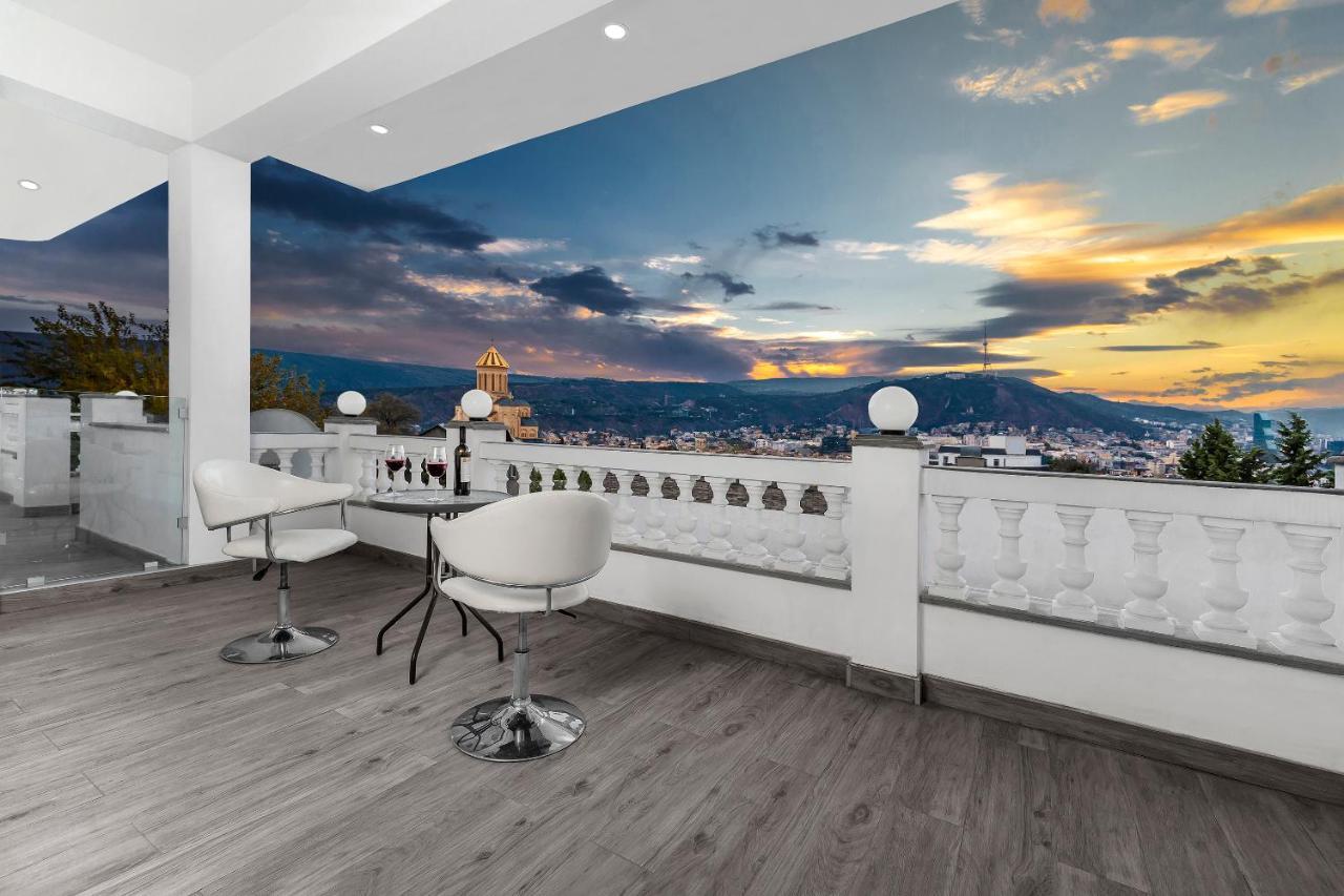 White House Hotel Tbilisi Bagian luar foto